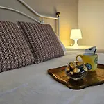 Monticelli Apt - 6 Posti Letto
